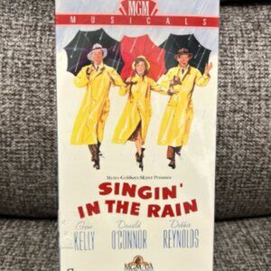 FACTORY SEALED Singin’ in the Rain VHS Classic Film